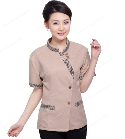 Đồng phục tạp vụ nhà hàng không cần quá cầu kỳ mà vẫn có vẻ đẹp toàn diện.