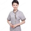 Đồng phục tạp vụ nhà hàng đơn giản nhưng không thiếu ấn tượng.