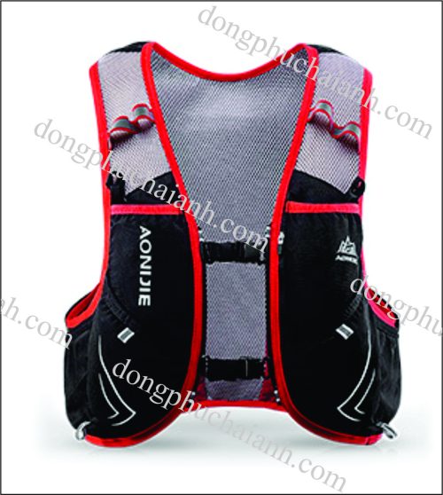 Trên những mẫu đồng phục áo gile bảo hộ lao động có những vị trí như ngực trái, lưng áo có thể dùng để in ấn, thêu tên công ty, logo.
