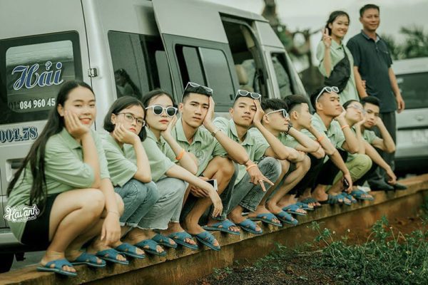 Đồng phục Hải Anh cung cấp dịch vụ làm áo lớp giá rẻ ở Quảng Ngãi nhiều năm kinh nghiệm trên thị trường.