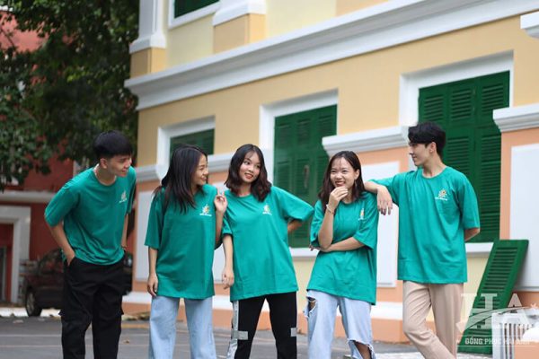 Đồng phục Hải Anh - Địa chỉ làm áo đồng phục lớp đẹp giá rẻ ở Yên Bái uy tín, chất lượng.