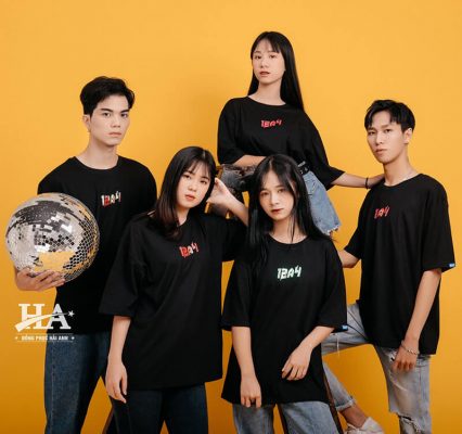 Mẫu áo lớp Hologram màu đen 12A4