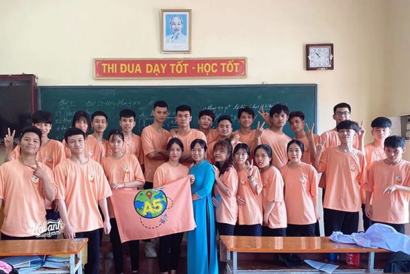 Đồng phục Hải Anh nhận làm áo lớp giá rẻ ở Tiền Giang theo yêu cầu
