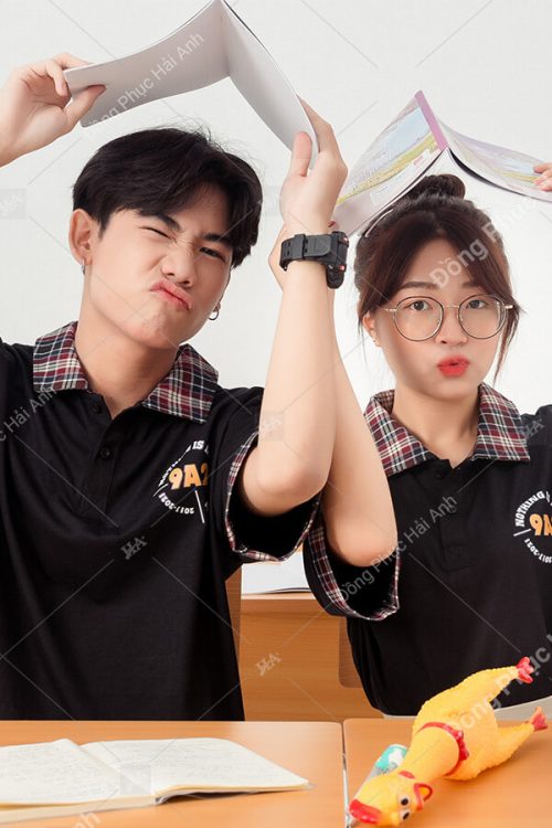 Mẫu áo lớp Poka màu đen cổ Choco 9A2