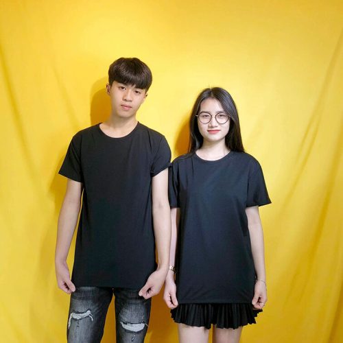 Áo thun màu đen giá sỉ giá chỉ 59.000