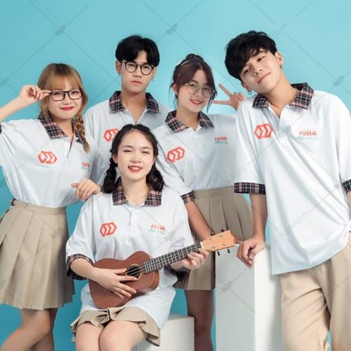 Phối áo lớp Poka màu trắng với các trang phục khác