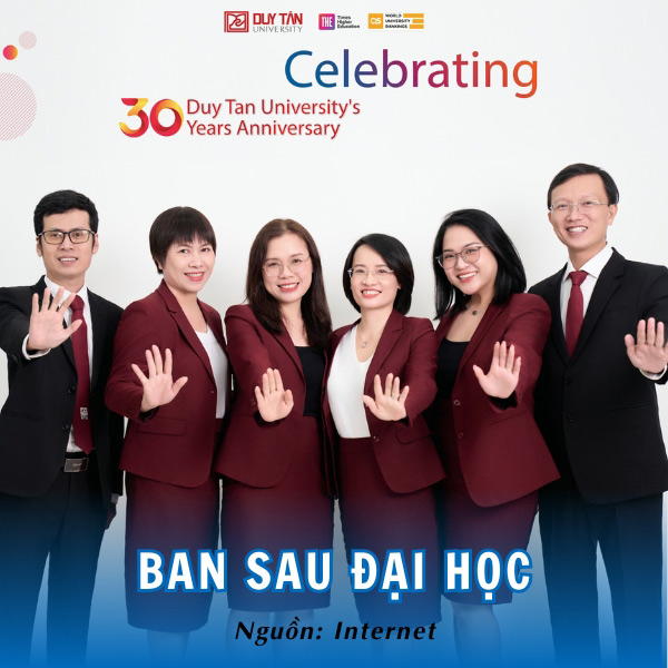 Đồng phục vest trang nghiêm của Ban Sau Đại học