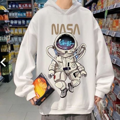 Mẫu áo khoác nỉ hoodie unisex với gam màu trắng nổi bật