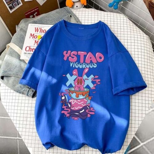 Mẫu áo oversize hình in đẹp ấn tượng được nhiều bạn trẻ yêu thích
