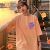 Mẫu áo thun unisex phản quan với tone màu cam cá tính