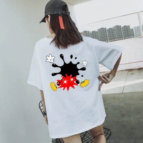 Mix áo phông cùng quần short tăng thêm nét trẻ trung