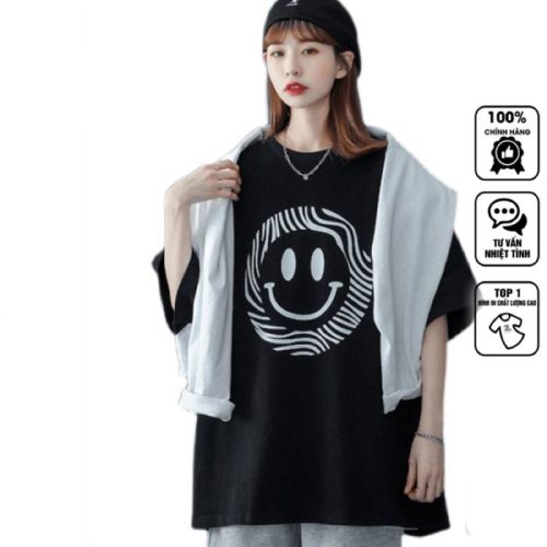 Mẫu áo thun hình mặt cười màu đen cá tính