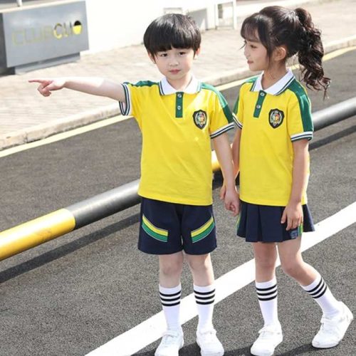 Mẫu áo thiết kế cổ bẻ, tay áo ngắn bo chun