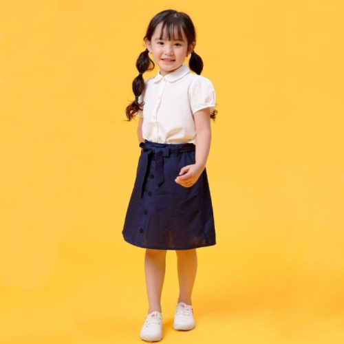 Mẫu đồng phục học sinh cấp 1 may bằng chất liệu vải thoáng mát