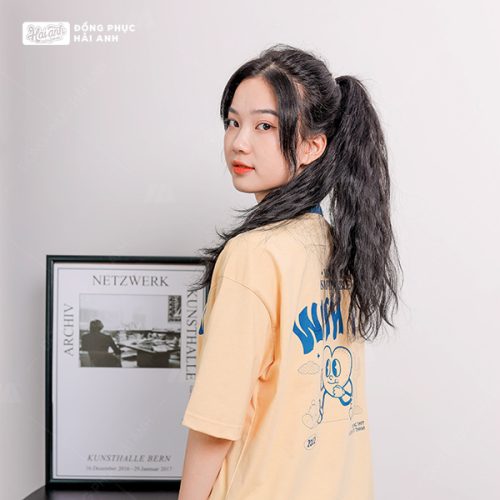 Áo lớp Good Vibes màu vàng cream - Hình 4