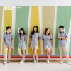 Áo lớp có cổ Besties màu xám