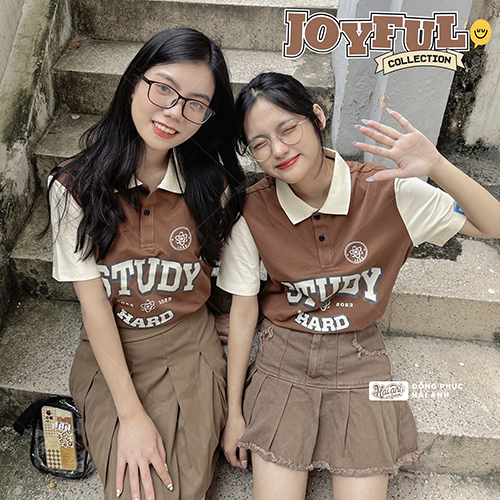 Mẫu Áo Lớp Joyful Có Cổ Màu Nâu Choco Dễ Thương (Hình 8)