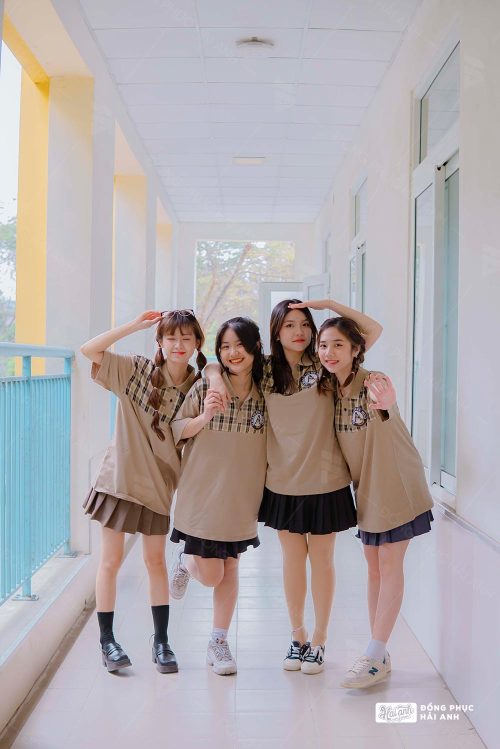 Áo lớp Ther màu nâu cafe kết hợp kẻ honey