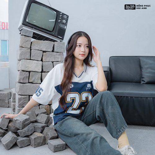 Áo Lớp Polo Oversize Iconic Màu Trắng Phối Thân Màu Xanh Đen