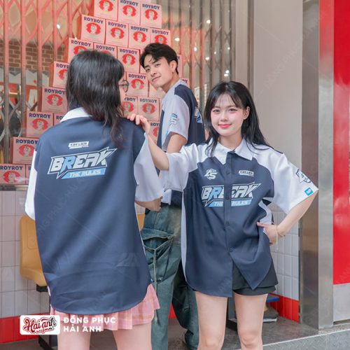 Mẫu Áo Lớp Sơ Mi Oversize Chasing Màu Xanh Đen Cá Tính