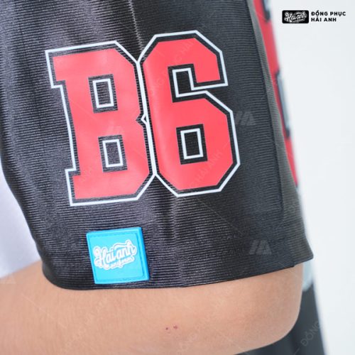 Áo Lớp OverSize Sporty Màu Đen Kết Hợp Màu Trắng