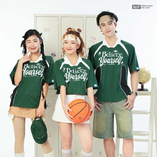 Áo Hustle xanh iris năng động và trẻ trung với form dáng polo oversize