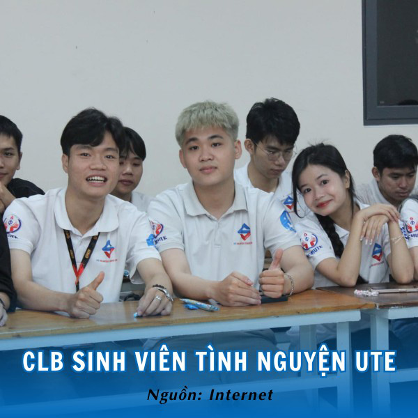 Sắc trắng tinh khôi, thanh lịch của mẫu áo đồng phục CLB Sinh viên Tình nguyện UTE