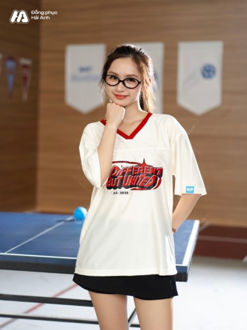 Thiết kế áo lớp oversize kem cheese trẻ trung, năng động