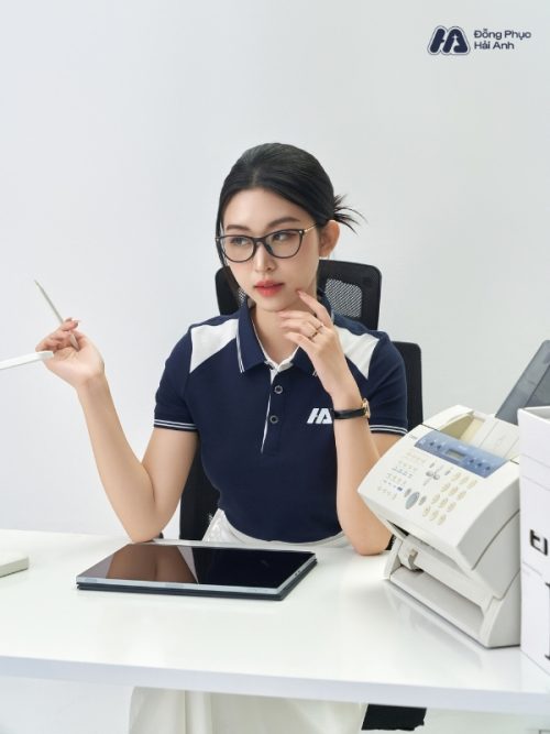 Mẫu Áo Polo Đồng Phục Công Ty Màu Xanh Đen Phối Vai - 4