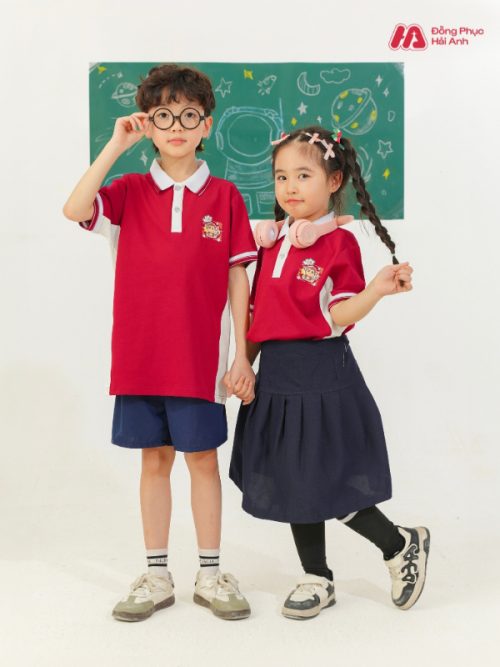 Mẫu Đồng Phục Mầm Non Màu Đỏ Phối Sườn - 1