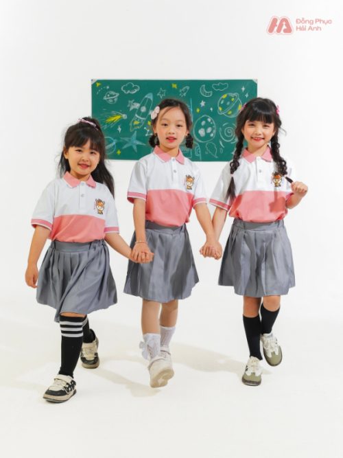 Mẫu Đồng Phục Mầm Non Màu Hồng Phối Nửa Thân - 3