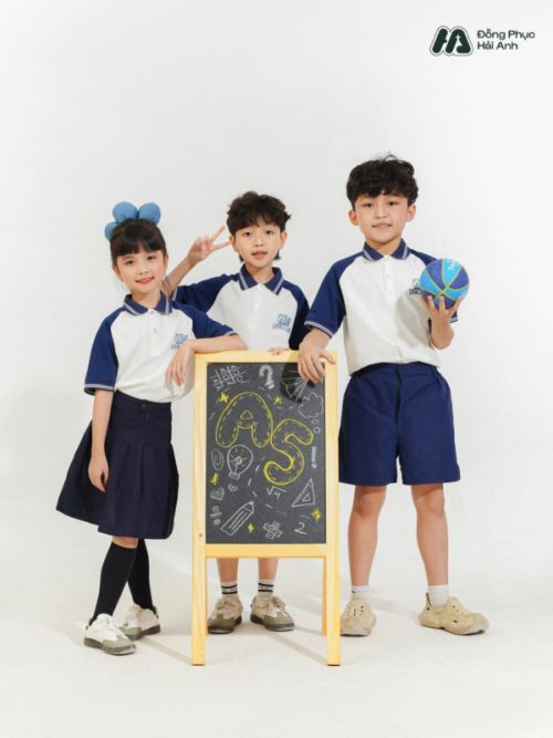 Mẫu Đồng Phục Mầm Non Màu Trắng Phối Xanh Đen - 2