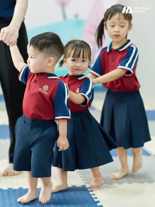 Mẫu Đồng Phục Mầm Non Hacool 01 Màu Đỏ Đô - 1